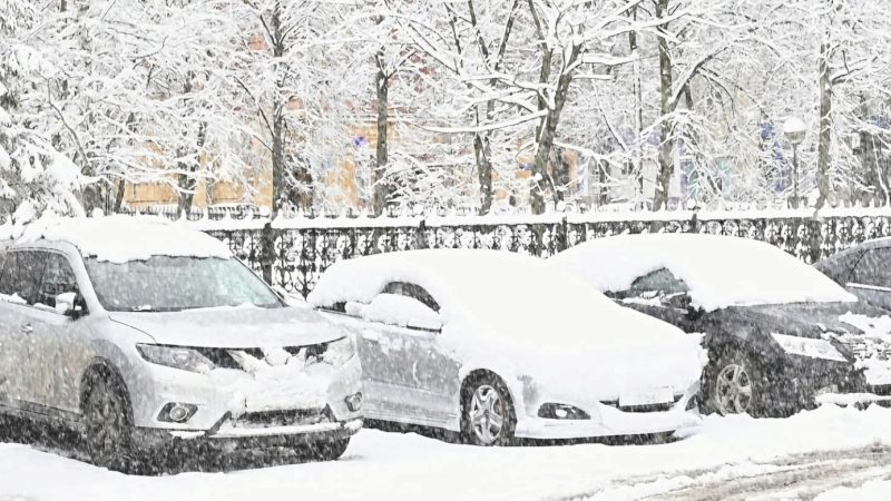 Vremea se răcește în România. Furtuna Felicia lovește Europa, iar meteorologii anunță ploi și ninsori la munte